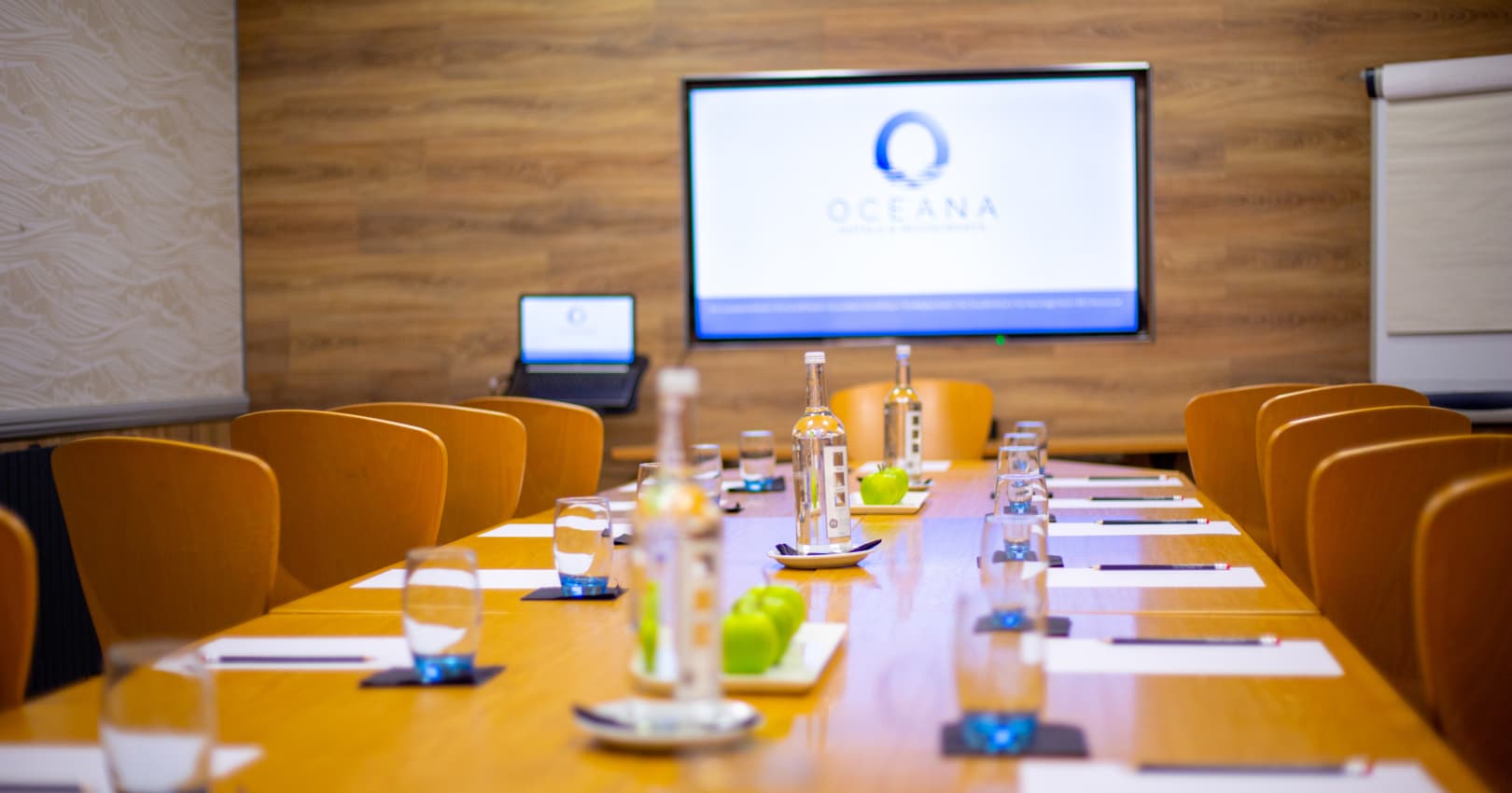 Discover the Best Meeting Rooms in Bournemouth for Your Next Conference