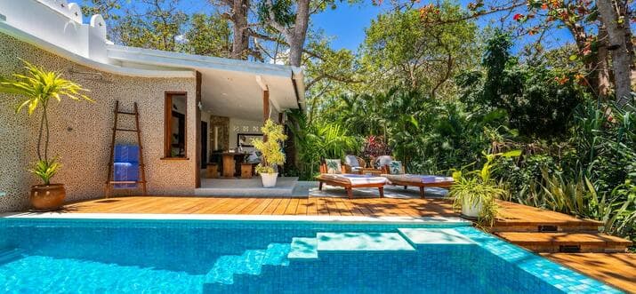 Modern and Spacious Private Villa