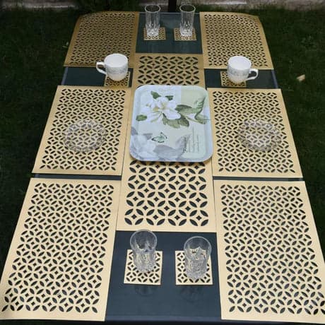13pc Gold place mat set